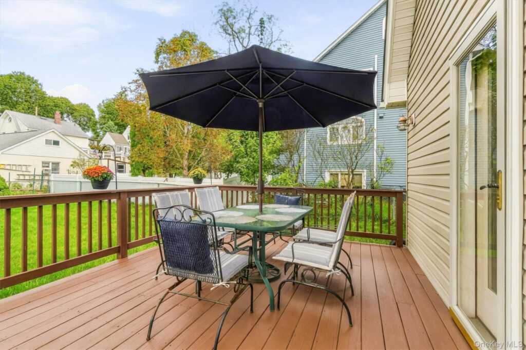 157 Martin Place, Pearl River, NY 10965 - Photo 38 of 50