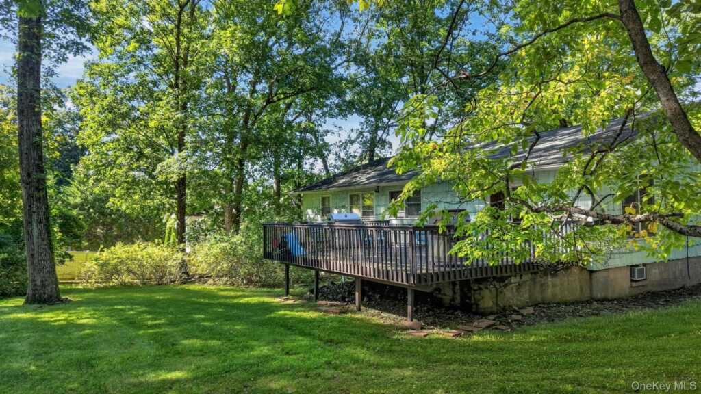 6 Scenic Drive, Suffern, NY 10901 - Photo 41 of 45