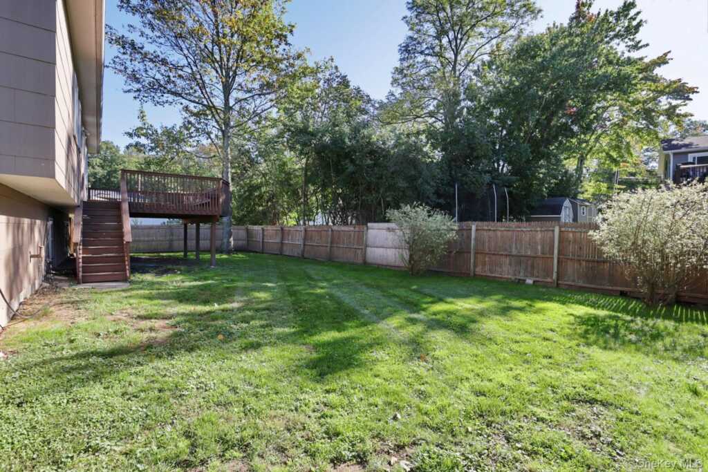 246 Valley Road, Valley Cottage, NY 10989 - Photo 31 of 40