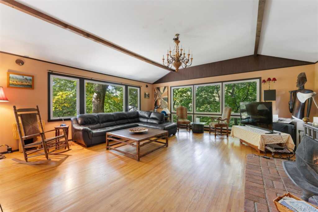 16 Cadillac Drive, New Rochelle, NY 10804 - Photo 11 of 30