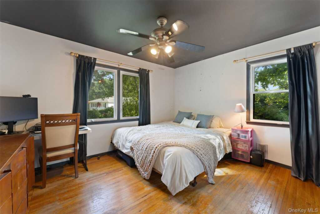 16 Cadillac Drive, New Rochelle, NY 10804 - Photo 20 of 30