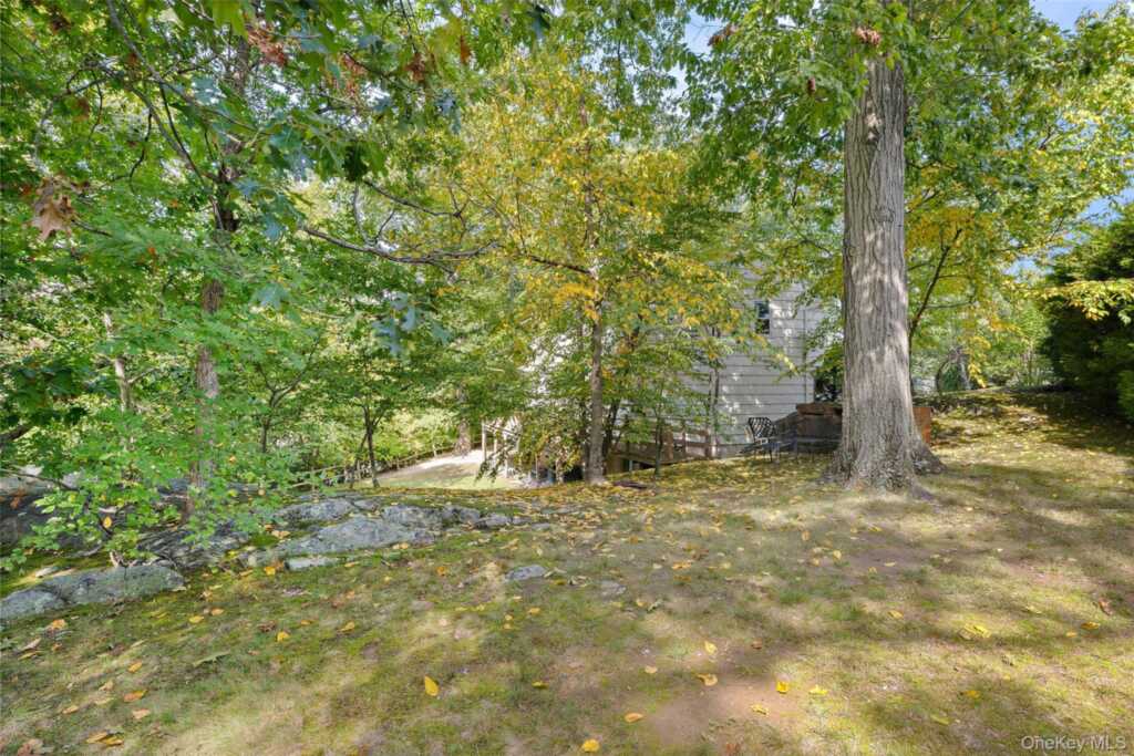 16 Cadillac Drive, New Rochelle, NY 10804 - Photo 25 of 30