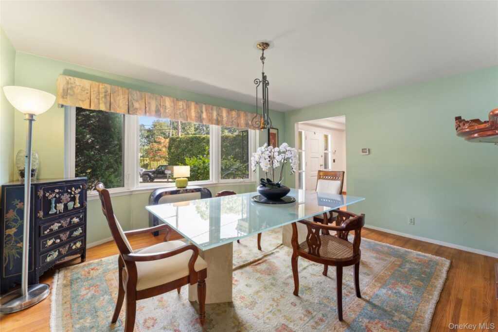 16 Cadillac Drive, New Rochelle, NY 10804 - Photo 7 of 30
