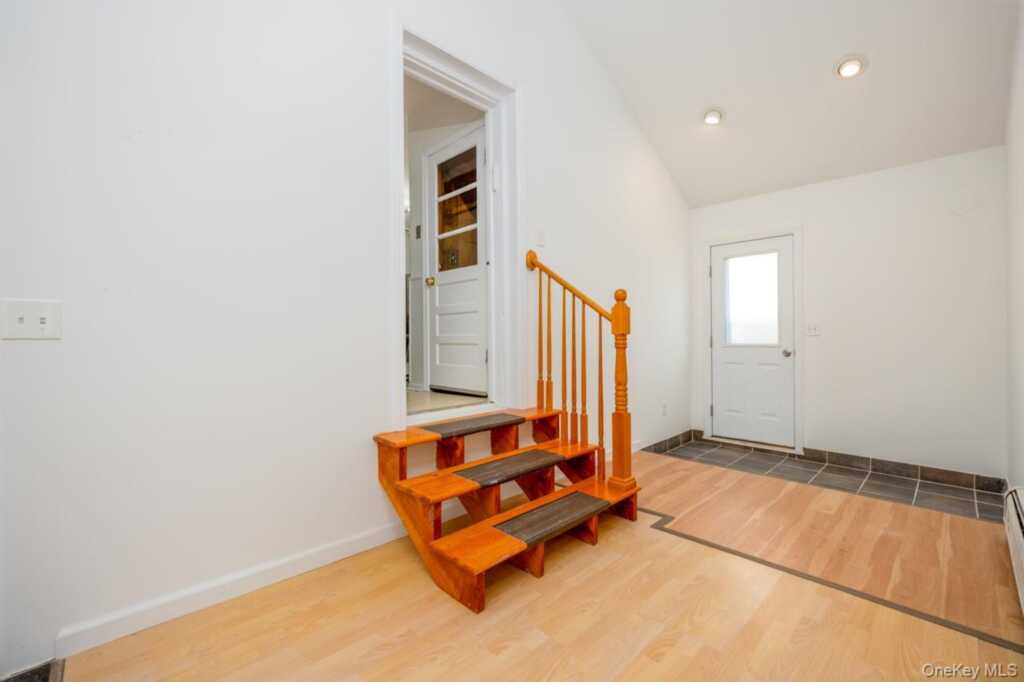 8 Deforest Avenue, New City, NY 10956 - Photo 15 of 31