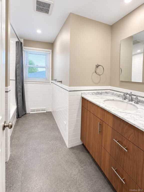 153 E Central Avenue, Unit #2nd Floor, Pearl River, NY 10965 - Photo 6 of 19