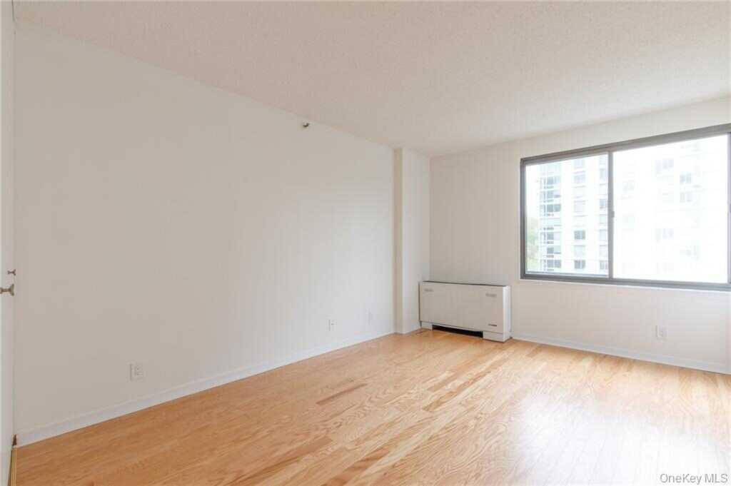 10 Cottage Place, Unit #7C, White Plains, NY 10601 - Photo 14 of 24