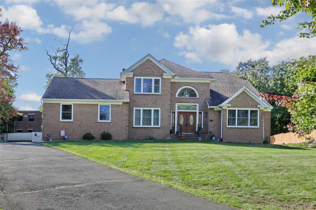12 Stark Court, New City, NY 10956 - Photo 2 of 39