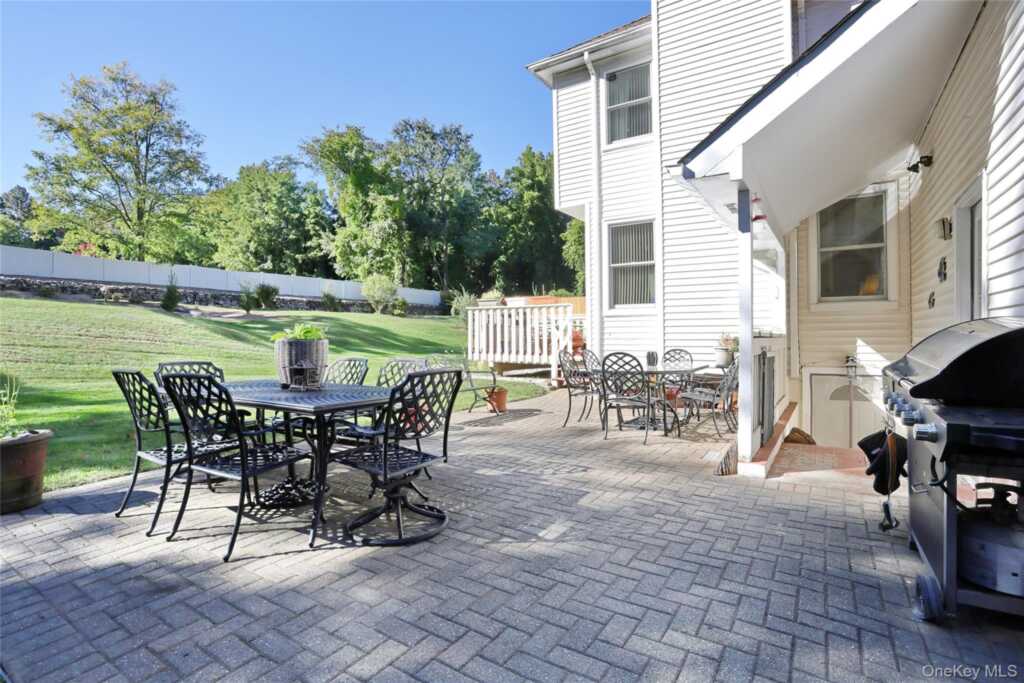 12 Stark Court, New City, NY 10956 - Photo 31 of 39