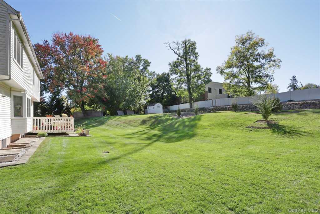 12 Stark Court, New City, NY 10956 - Photo 35 of 39