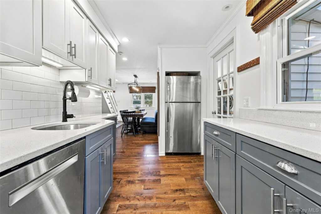 3 Garden Drive, Rye, NY 10580 - Photo 10 of 25