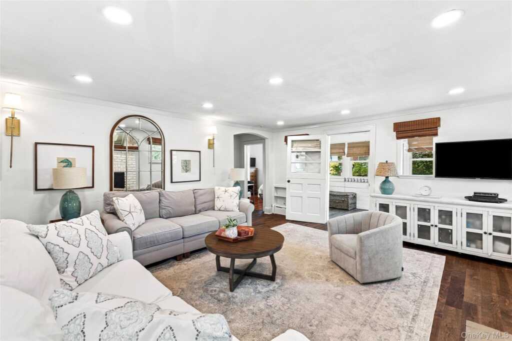 3 Garden Drive, Rye, NY 10580 - Photo 6 of 25