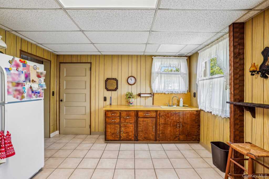 270 Fisher Avenue, White Plains, NY 10606 - Photo 17 of 25