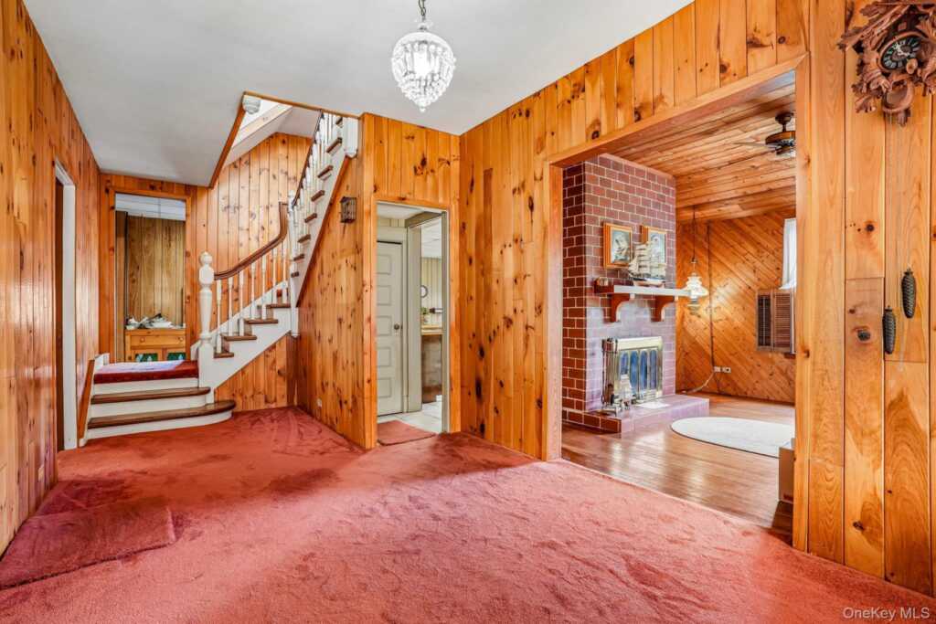 270 Fisher Avenue, White Plains, NY 10606 - Photo 6 of 25