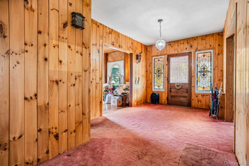 270 Fisher Avenue, White Plains, NY 10606 - Photo 7 of 25