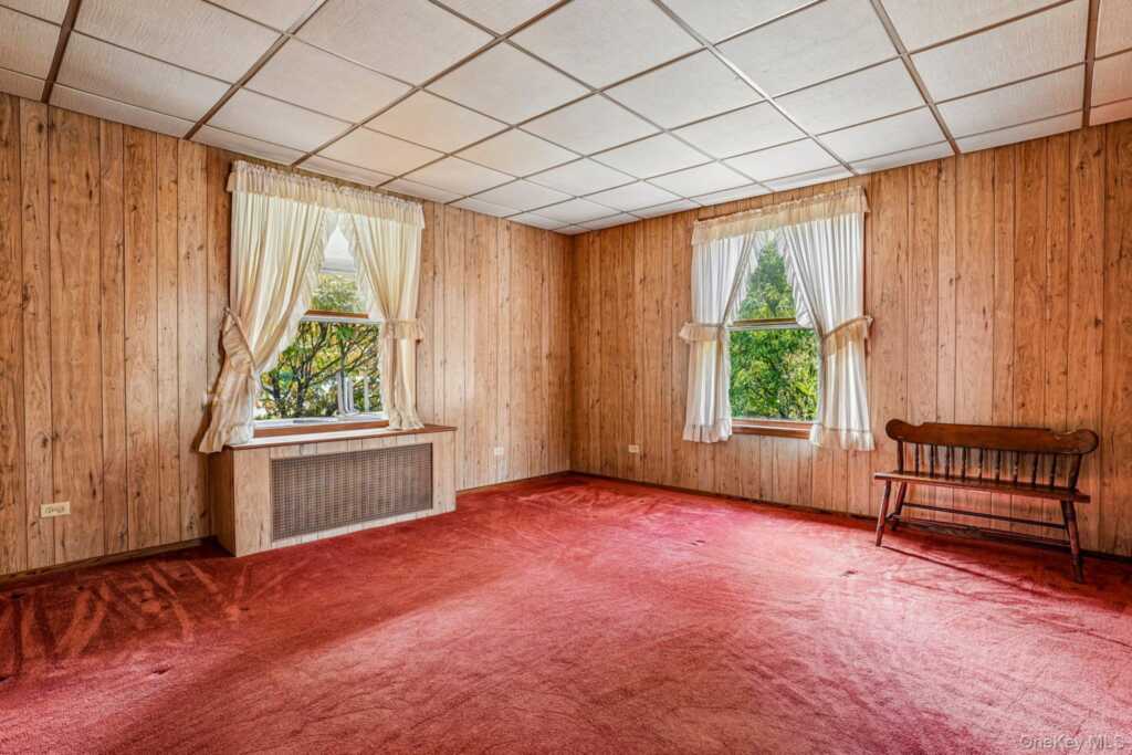 270 Fisher Avenue, White Plains, NY 10606 - Photo 9 of 25