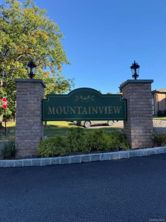 198 Sierra Vista Lane, Valley Cottage, NY 10989