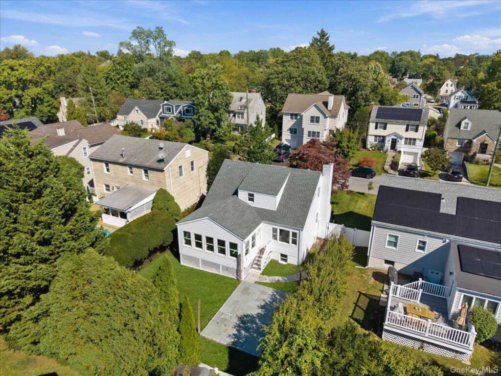 214 Frank Avenue, Rye, NY 10543 - Photo 24 of 31