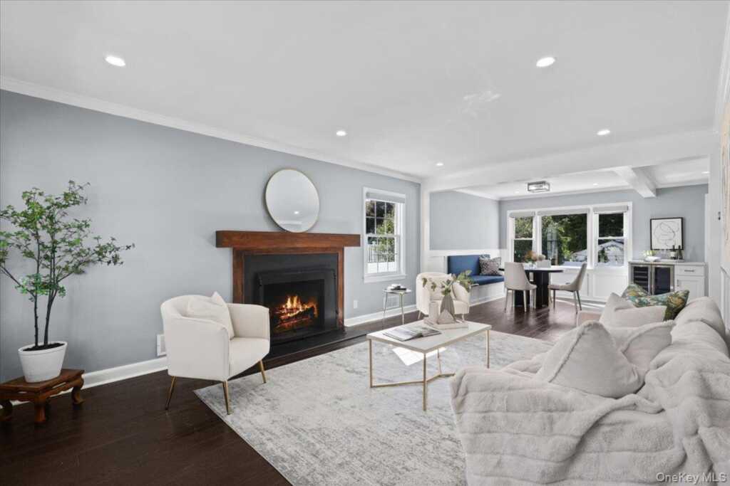 214 Frank Avenue, Rye, NY 10543 - Photo 4 of 31