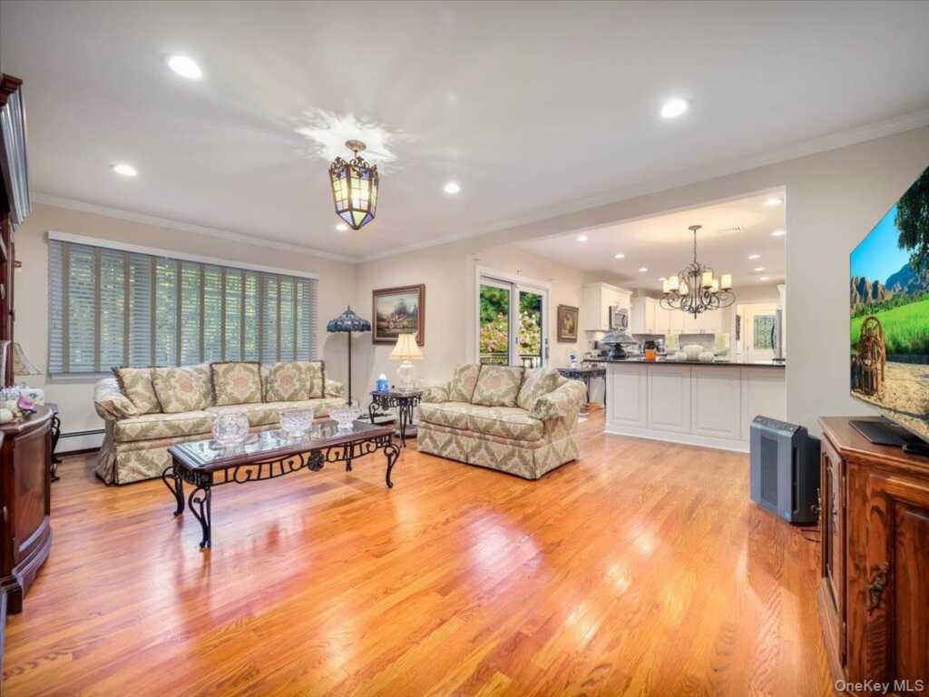 15 Sterling Forest Lane, Suffern, NY 10901 - Photo 11 of 35