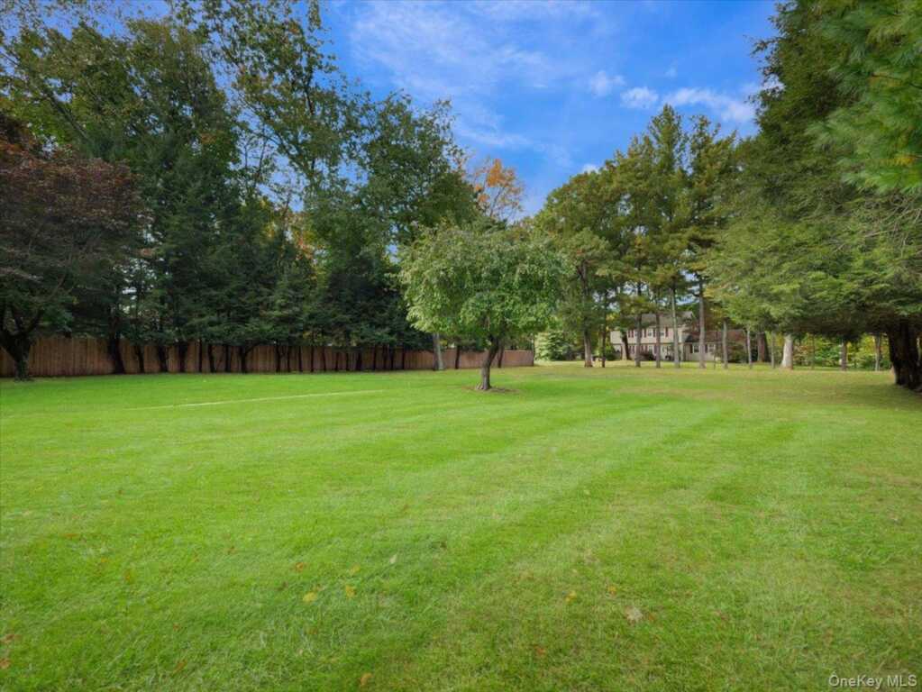 15 Sterling Forest Lane, Suffern, NY 10901 - Photo 32 of 35