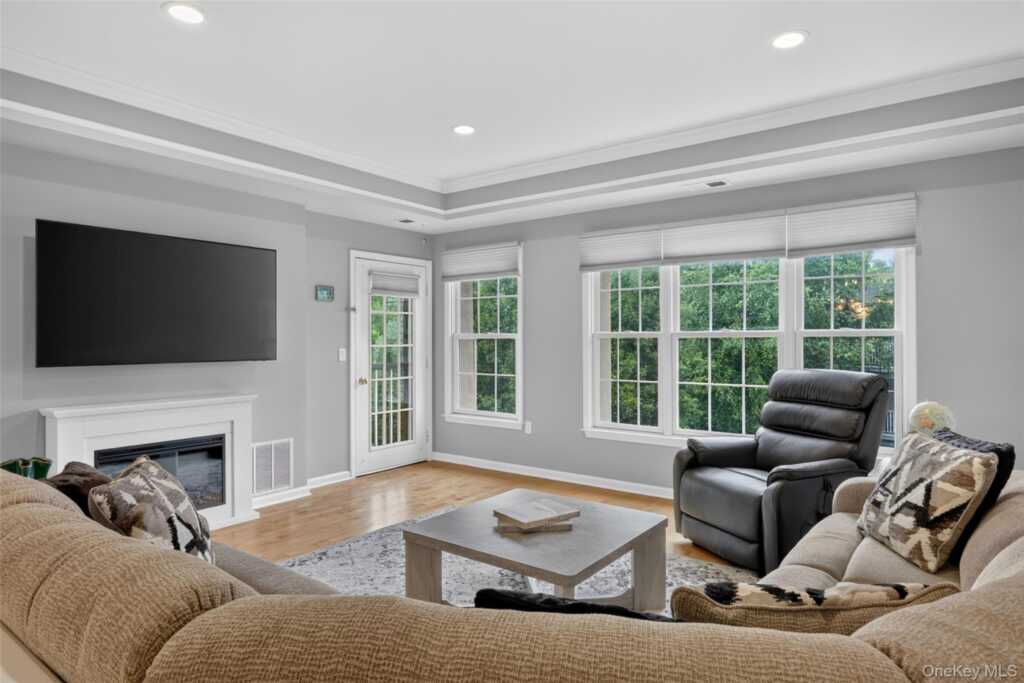 24 N De Baun Avenue, Unit #305, Suffern, NY 10901 - Photo 14 of 48