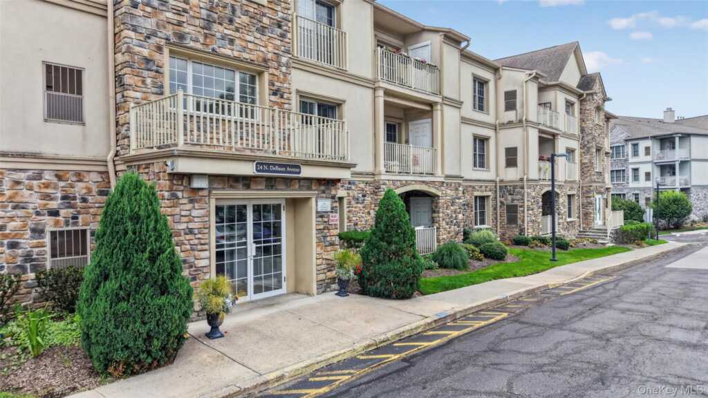 24 N De Baun Avenue, Unit #305, Suffern, NY 10901 - Photo 1 of 48