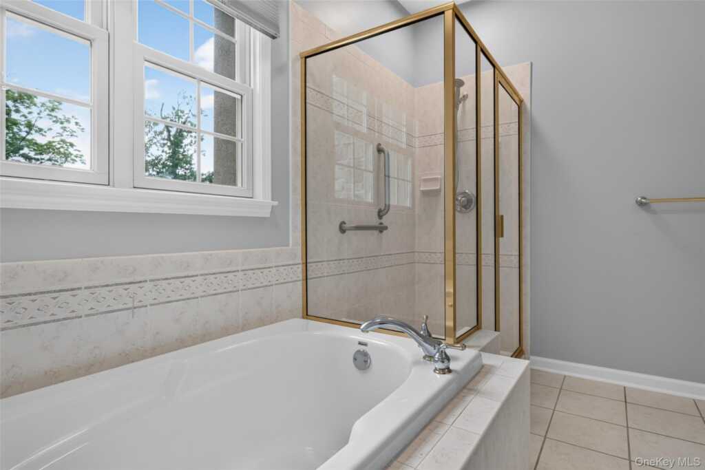 24 N De Baun Avenue, Unit #305, Suffern, NY 10901 - Photo 28 of 48
