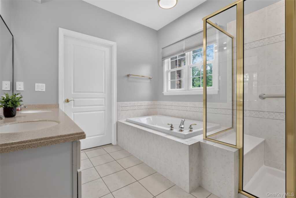 24 N De Baun Avenue, Unit #305, Suffern, NY 10901 - Photo 31 of 48