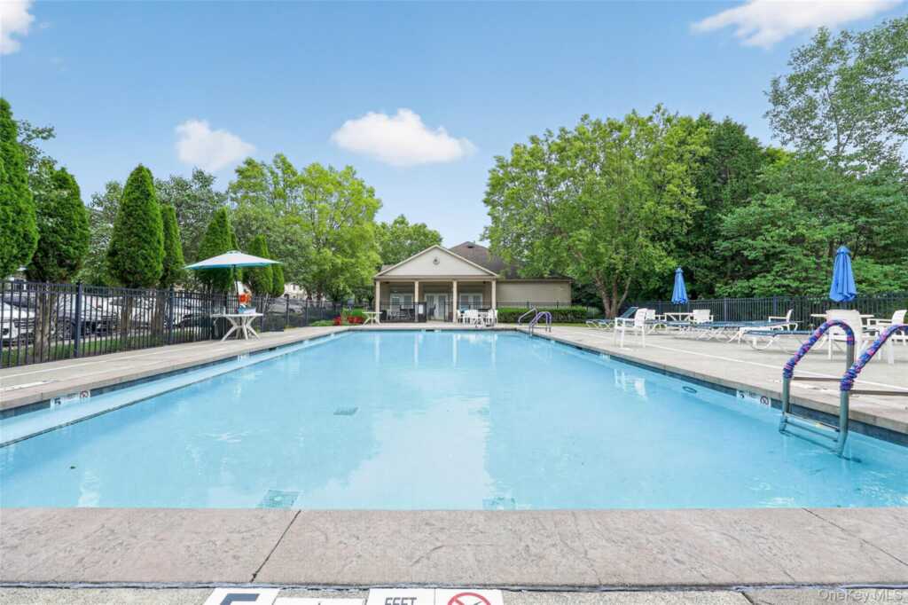 24 N De Baun Avenue, Unit #305, Suffern, NY 10901 - Photo 44 of 48