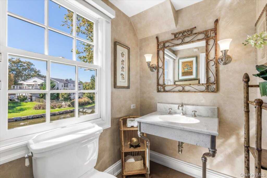 16 Bird Lane, Rye, NY 10580 - Photo 10 of 32