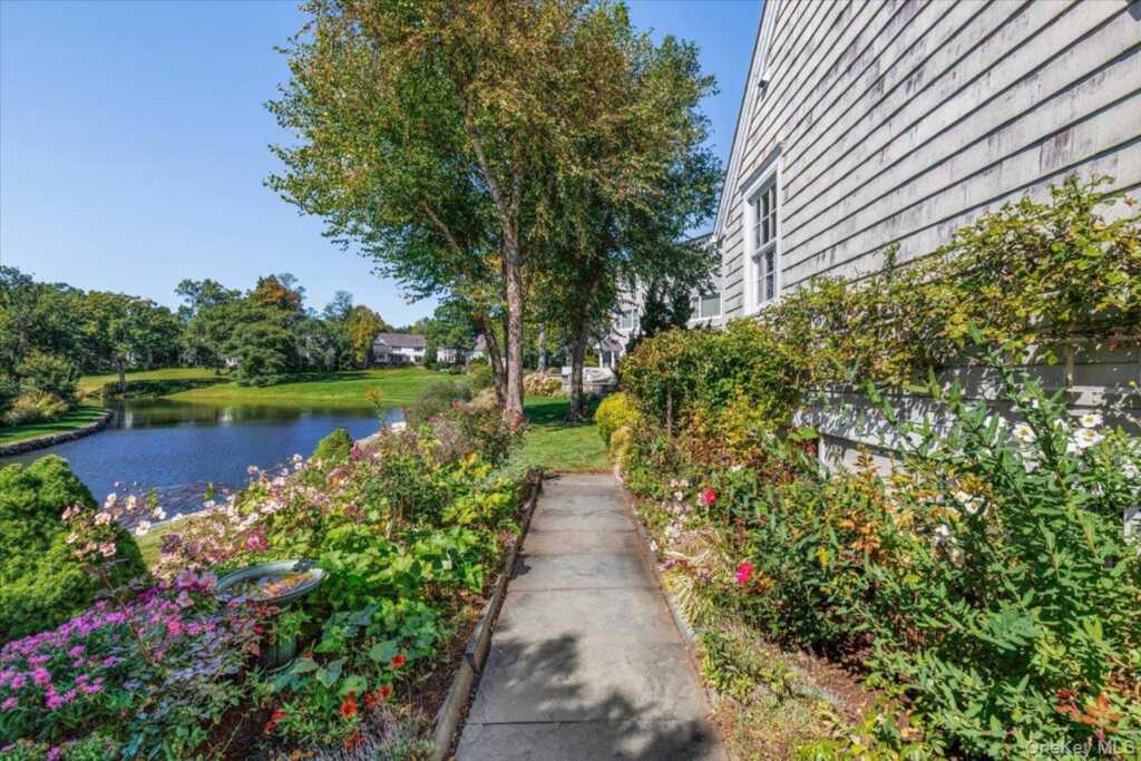 16 Bird Lane, Rye, NY 10580 - Photo 19 of 32
