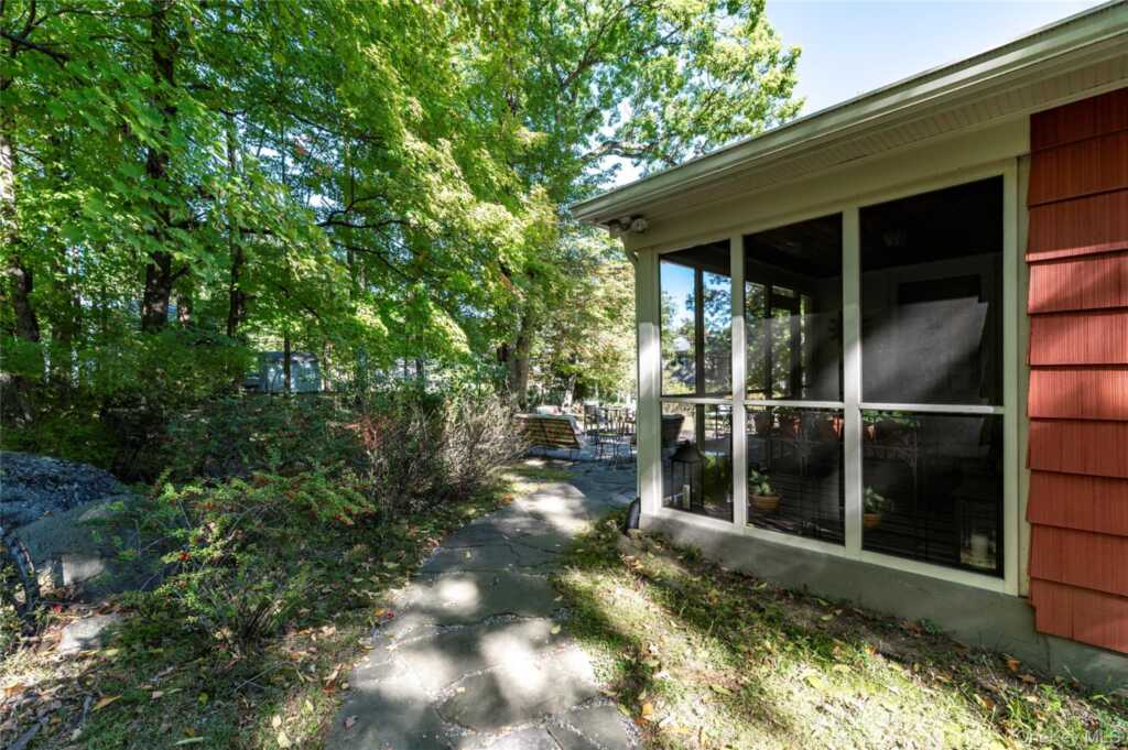 214 Foss Drive, Nyack, NY 10960 - Photo 27 of 35