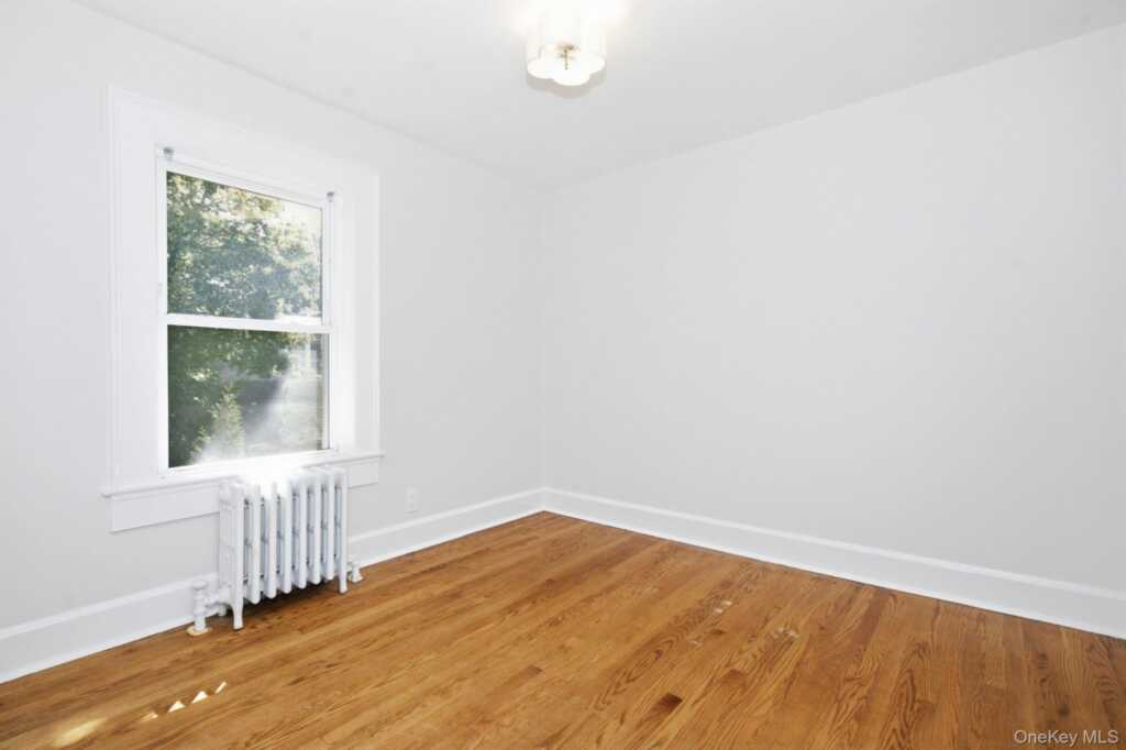 48 Robertson Avenue, White Plains, NY 10606 - Photo 12 of 22