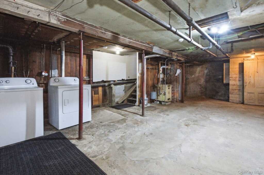 48 Robertson Avenue, White Plains, NY 10606 - Photo 20 of 22