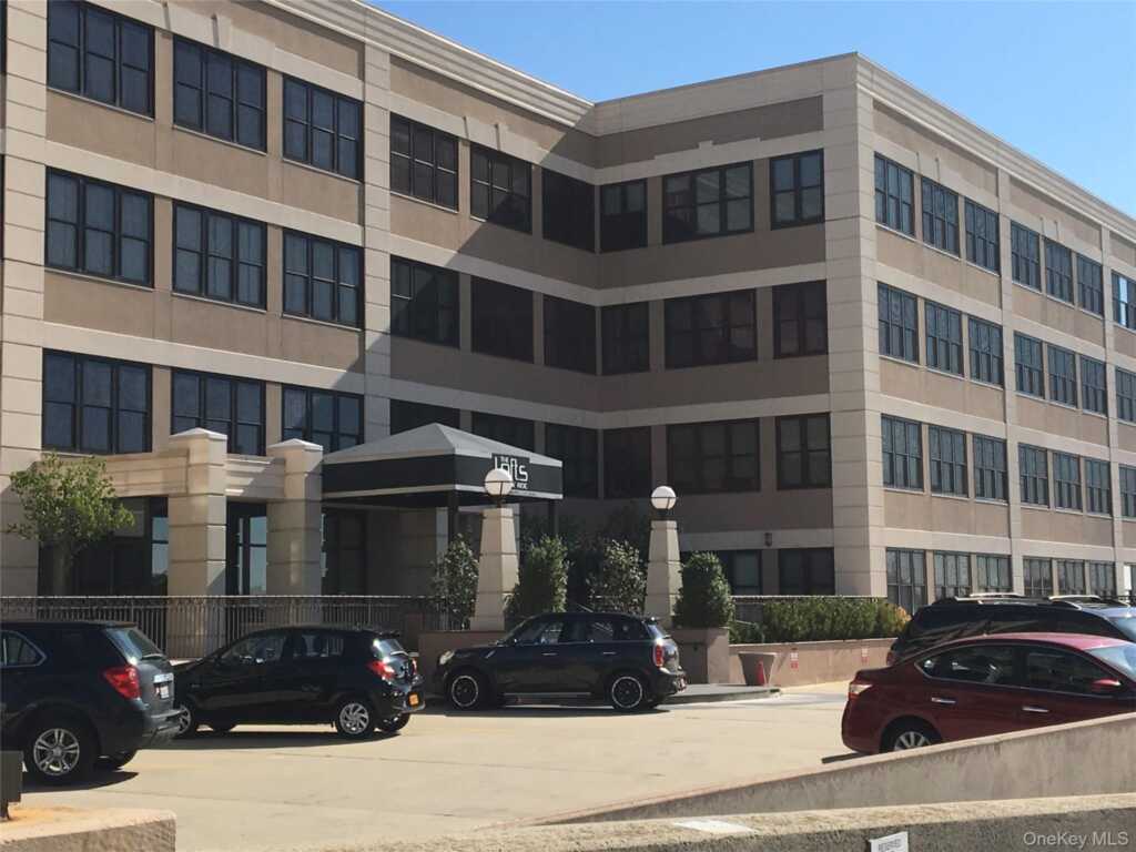 100 New Roc City Place, Unit #417, New Rochelle, NY 10801