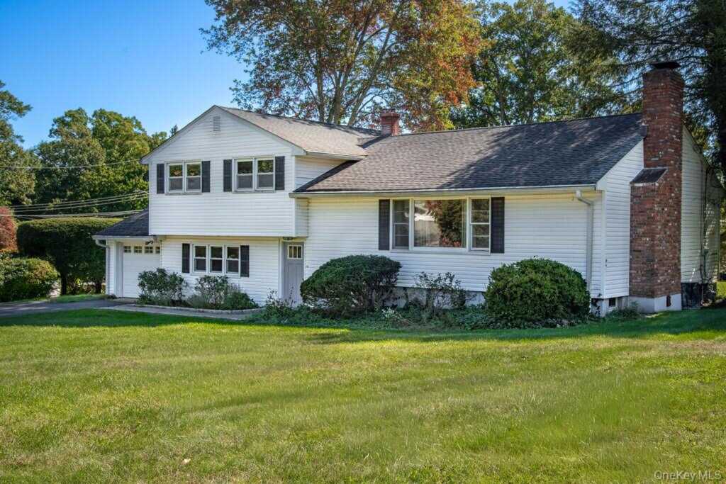 4 Robin Street, Pearl River, NY 10965
