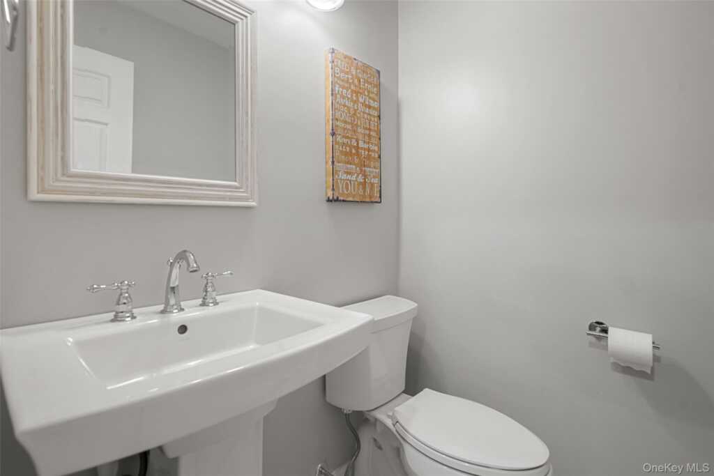 192 Ivy Hill Crescent, Rye, NY 10573 - Photo 13 of 29