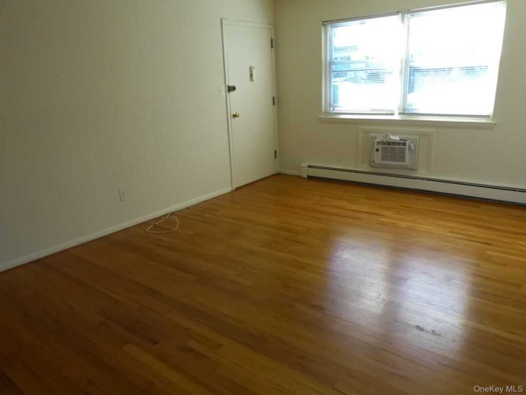 4 Duryea Place, Unit #1B, Nyack, NY 10960 - Photo 3 of 9