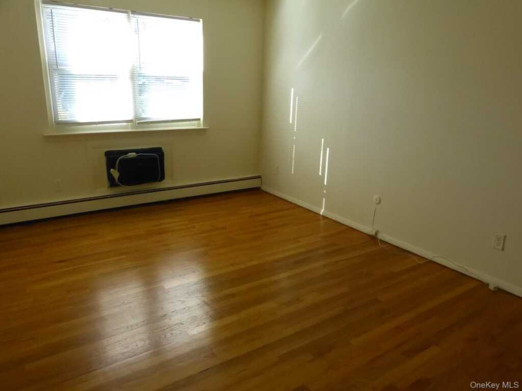 4 Duryea Place, Unit #1B, Nyack, NY 10960 - Photo 7 of 9