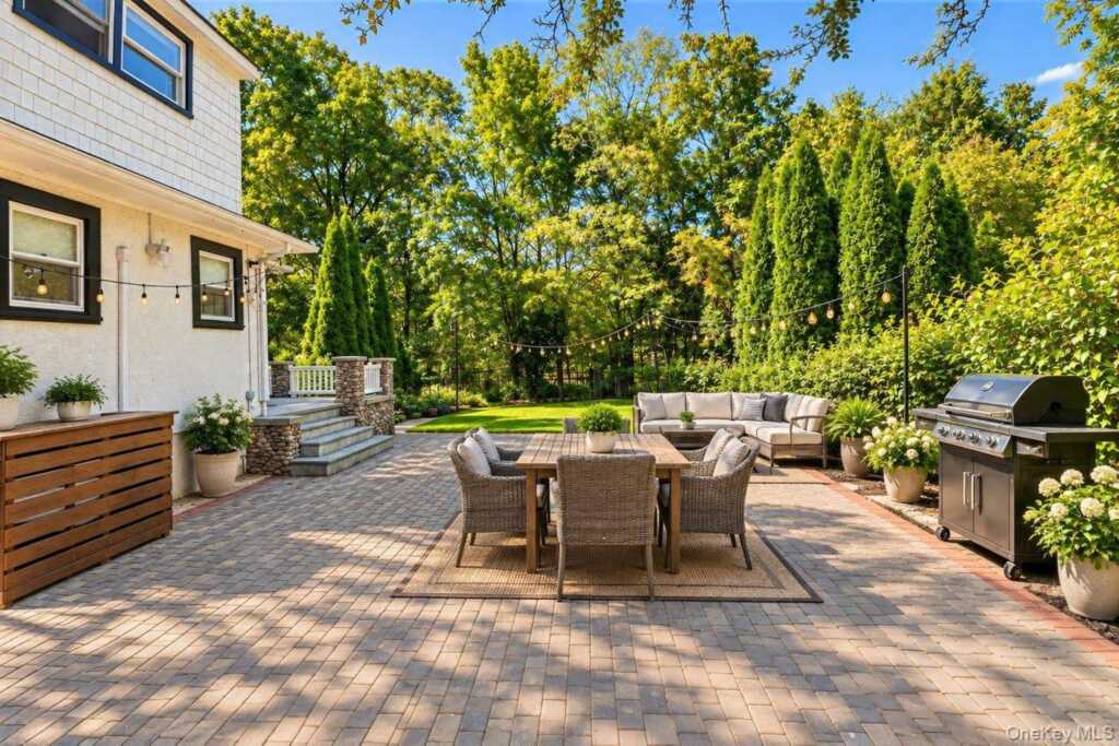 737 Bradley Street, Rye, NY 10543 - Photo 28 of 29