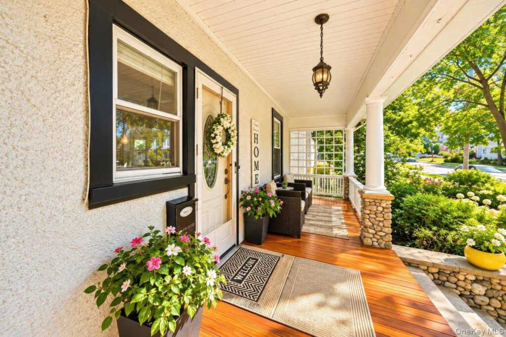 737 Bradley Street, Rye, NY 10543 - Photo 4 of 29