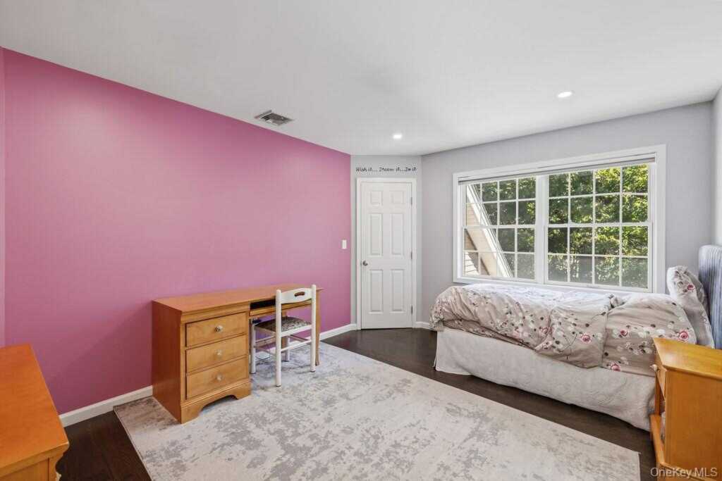 7 Birdie Drive, Suffern, NY 10901 - Photo 19 of 35