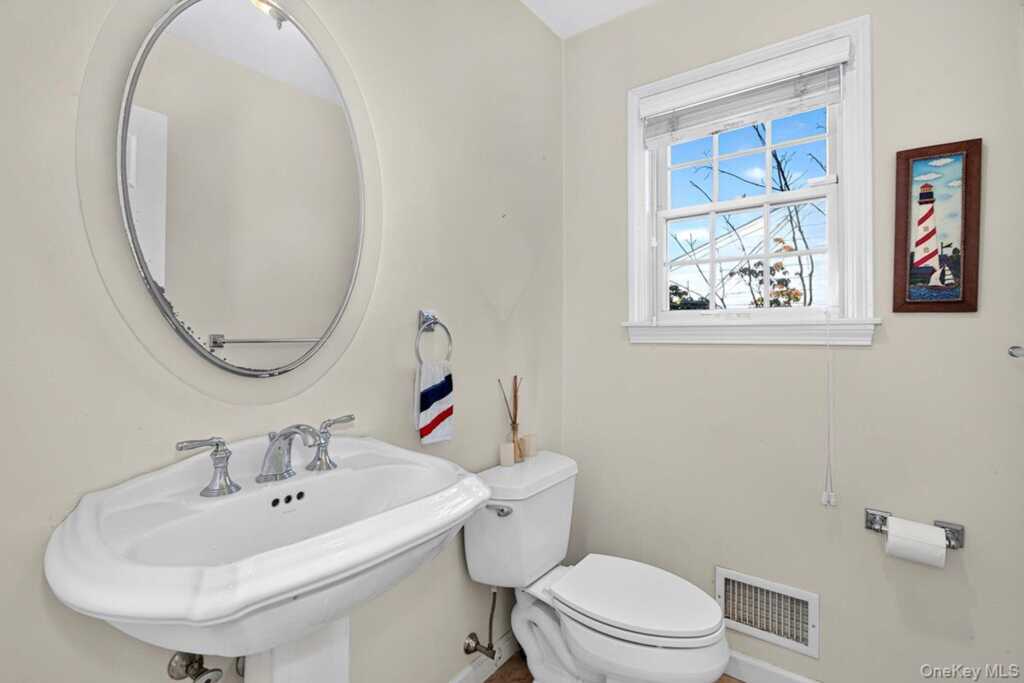 41 Mount Morris Avenue, White Plains, NY 10604 - Photo 15 of 28