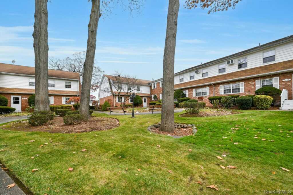 66 Parkside Drive, Unit #66, Suffern, NY 10901 - Photo 16 of 17