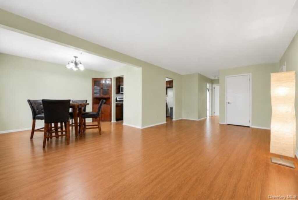66 Parkside Drive, Unit #66, Suffern, NY 10901 - Photo 3 of 17