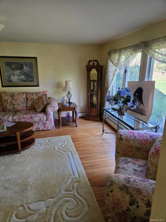 203 Wanamaker Lane, Nyack, NY 10960 - Photo 5 of 24