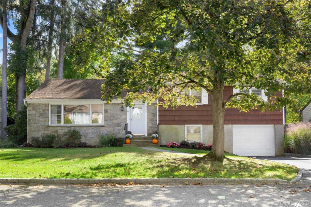 226 Rosehill Avenue, New Rochelle, NY 10804