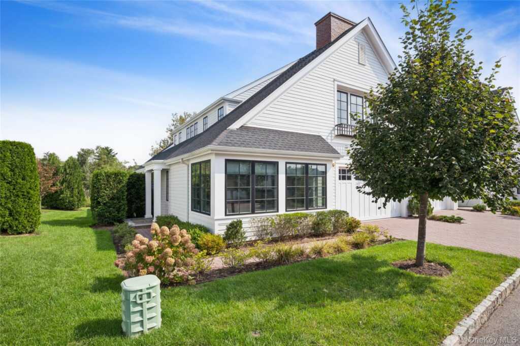 19 Lavender Lane, Rye, NY 10573 - Photo 2 of 48