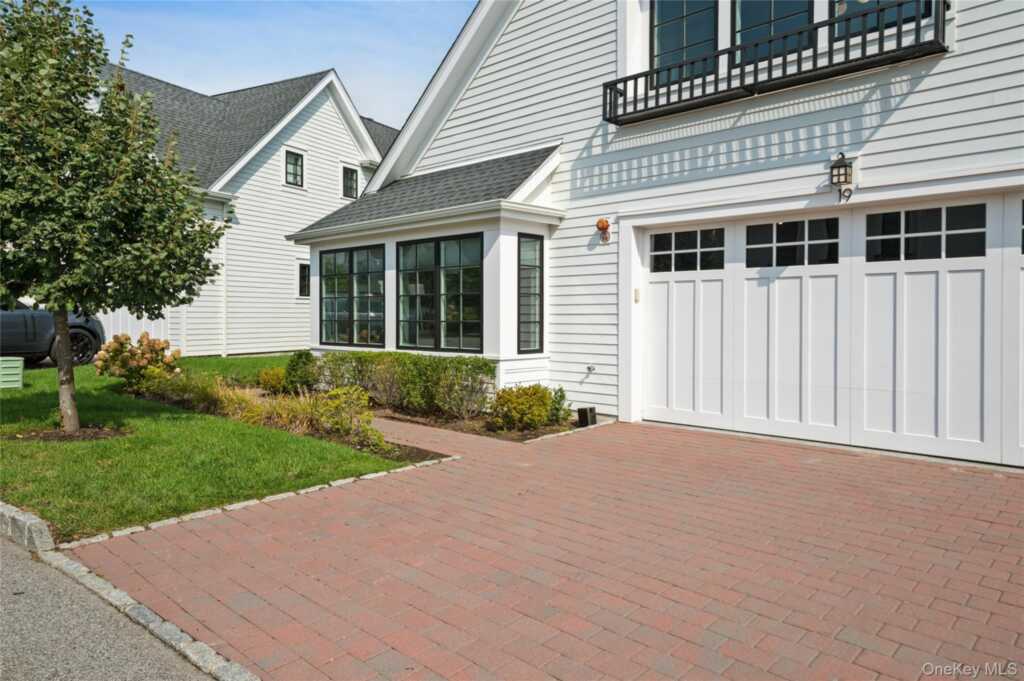 19 Lavender Lane, Rye, NY 10573 - Photo 38 of 48