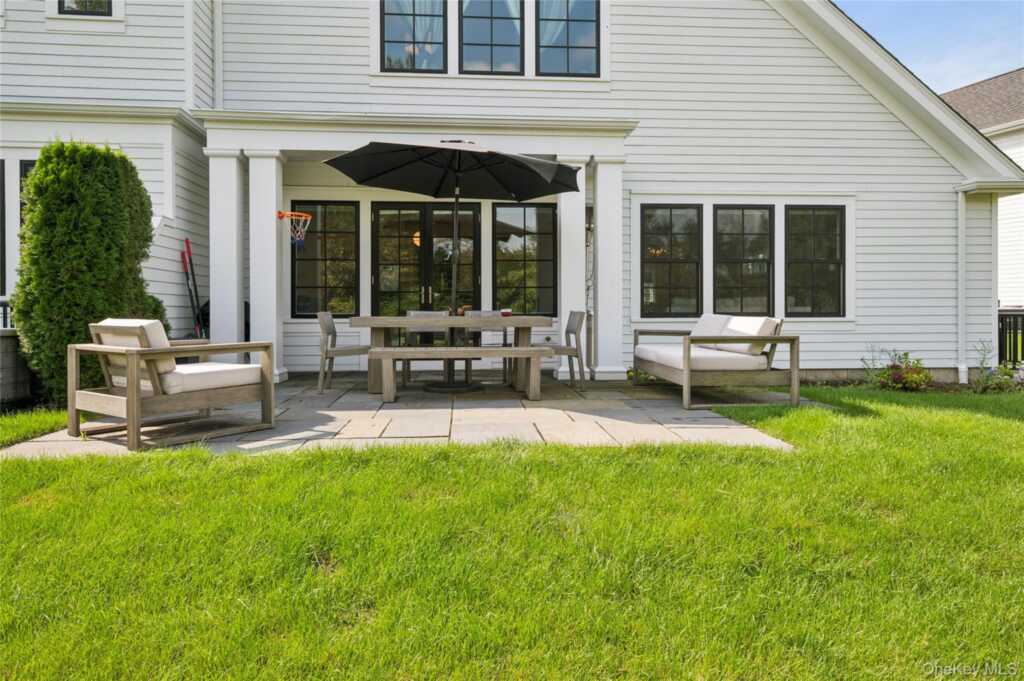 19 Lavender Lane, Rye, NY 10573 - Photo 5 of 48